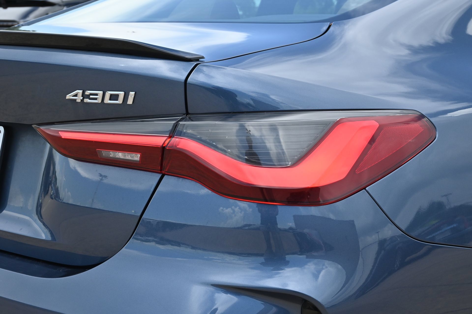 Used 2022 BMW 430i Coupe w/ M Sport Package RWD image 22
