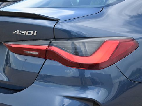 Used 2022 BMW 430i Coupe w/ M Sport Package RWD image 22