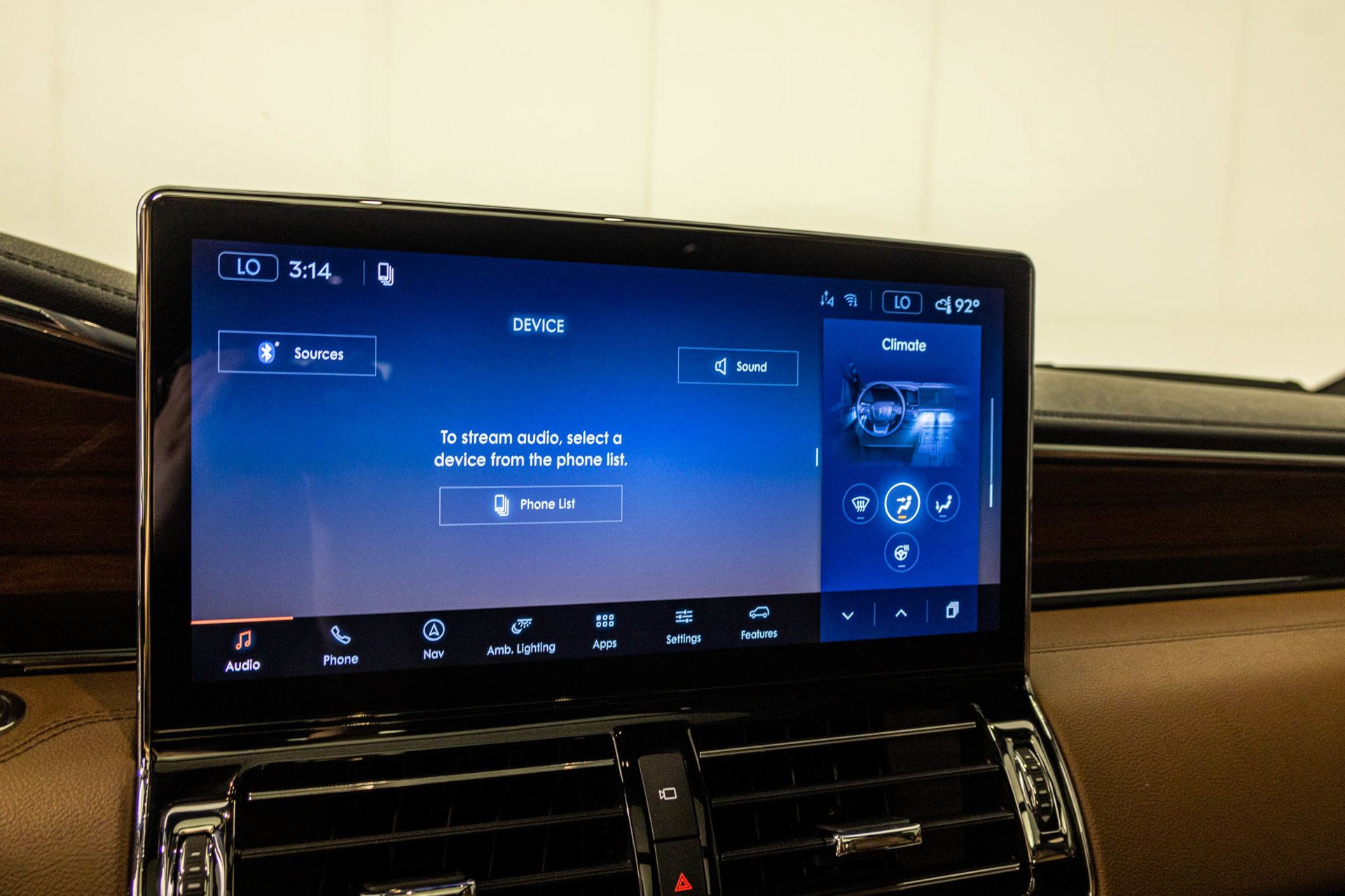 Used 2024 Lincoln Navigator Reserve w/ Monochromatic Package AWD/4WD image 30