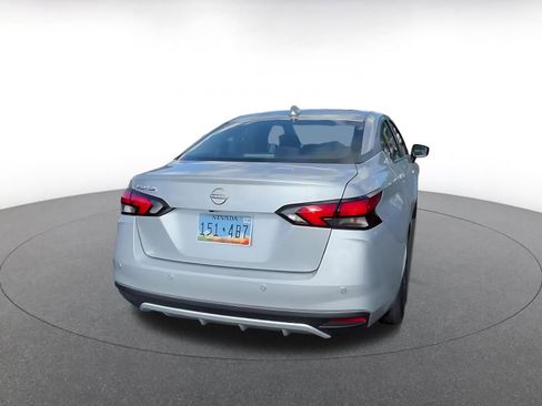 Used 2025 Nissan Versa SV FWD image 14