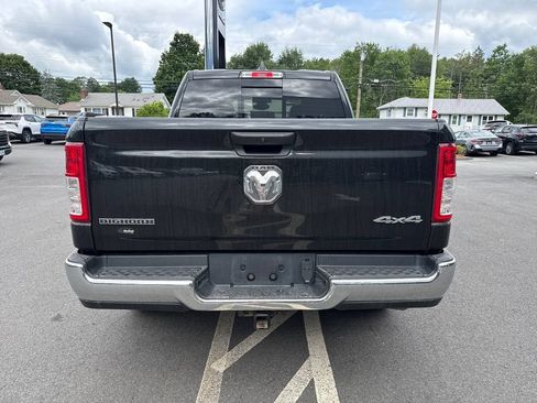 Used 2024 RAM 1500 Big Horn AWD/4WD image 4