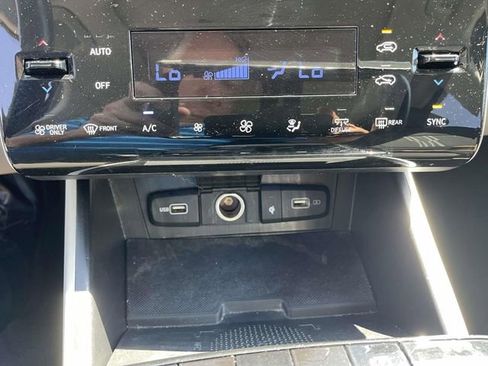 Used 2022 Hyundai Tucson SEL w/ Cargo Package AWD/4WD image 29