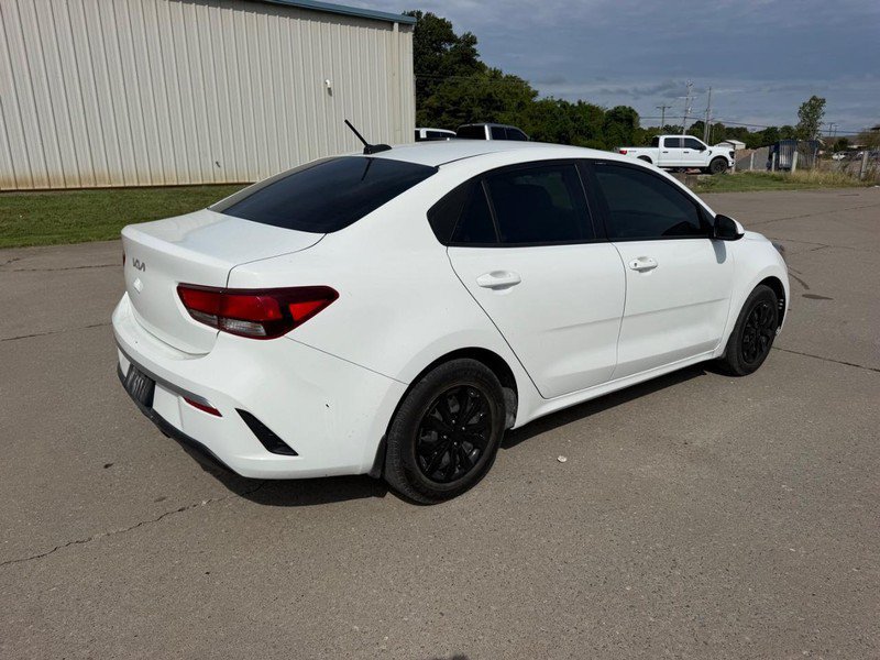 Used 2022 Kia Rio LX FWD image 3