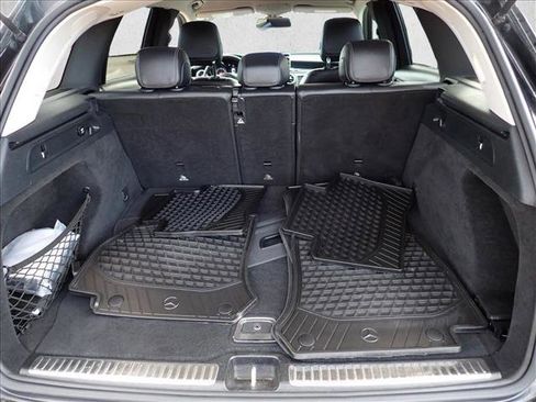 Used 2018 Mercedes-Benz GLC 300 4MATIC image 6