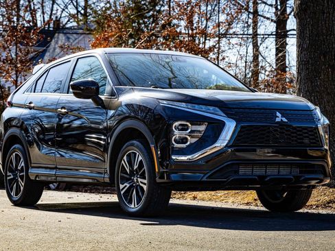 Used 2023 Mitsubishi Eclipse Cross SE image 18