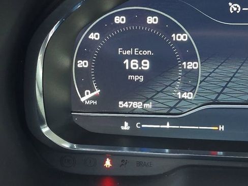 Used 2024 GMC Yukon SLT image 40