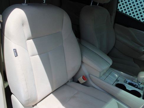 Used 2015 Nissan Murano S FWD image 11