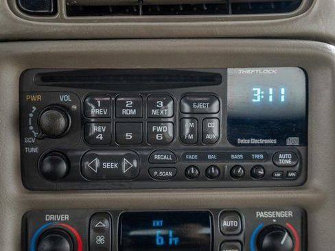 Used 2004 Chevrolet Corvette Convertible w/ Preferred Equipment Group image 24