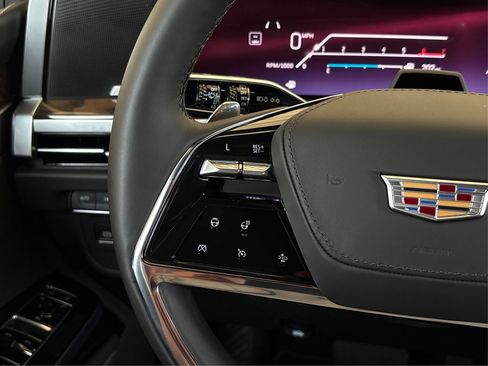 New 2026 Cadillac Escalade Platinum Sport AWD/4WD image 29