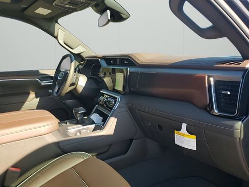 New 2026 GMC Sierra 1500 Denali image 13