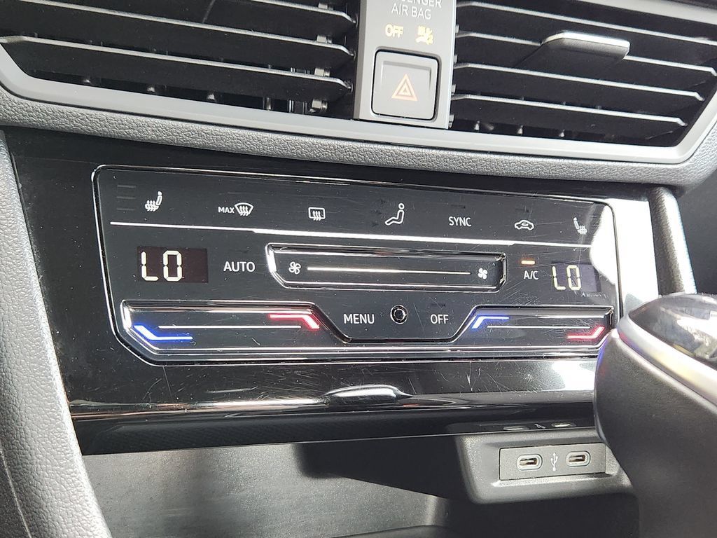 Used 2025 Volkswagen Jetta Sport FWD image 10