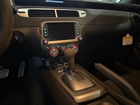 Used 2013 Chevrolet Camaro ZL1 image 14