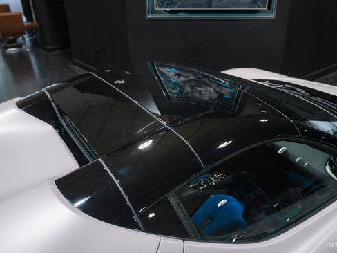 Used 2022 Ferrari SF90 Spider image 49