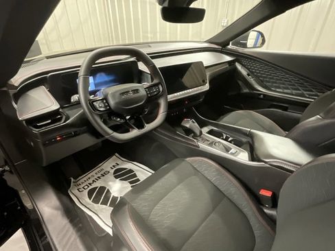 Used 2025 Dodge Charger R/T w/ Quick Order Package 25M R/T image 9