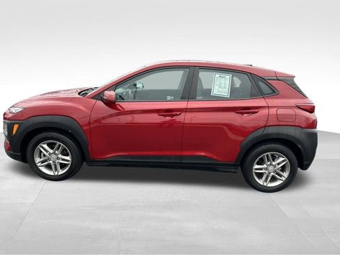 Used 2021 Hyundai Kona SE image 2
