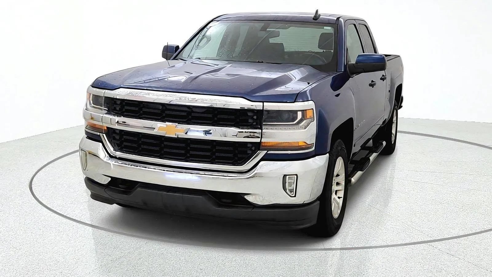 Used 2017 Chevrolet Silverado 1500 LT w/ All Star Edition AWD/4WD image 3
