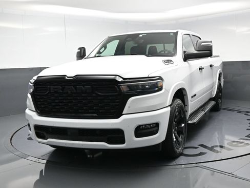 Used 2025 RAM 1500 Big Horn AWD/4WD image 11