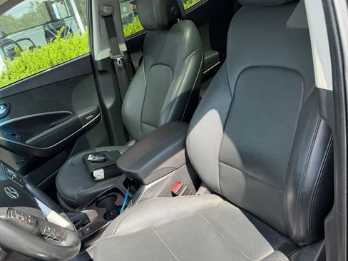 Used 2017 Hyundai Santa Fe Sport AWD/4WD image 12