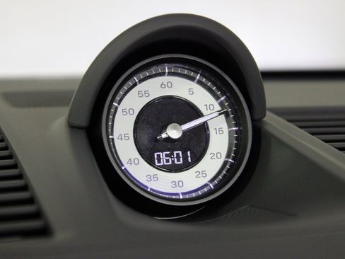 Used 2024 Porsche 911 Carrera GTS image 29