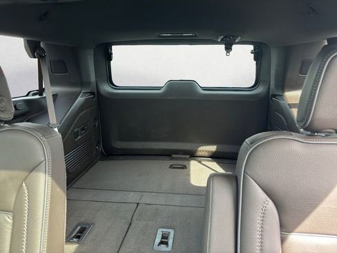 Used 2021 GMC Yukon Denali w/ Denali Premium Package image 21