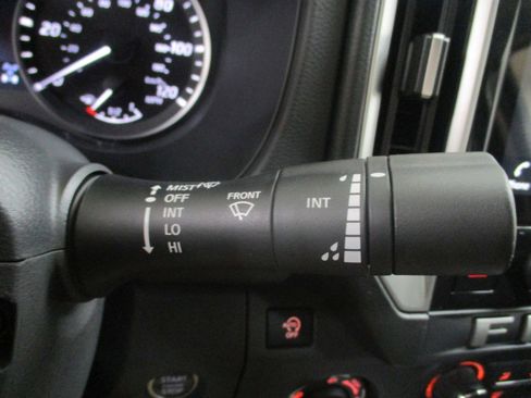 New 2025 Nissan Frontier SV image 21