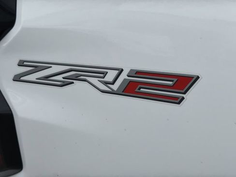 Used 2025 Chevrolet Colorado ZR2 AWD/4WD image 37