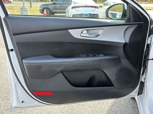 Certified 2023 Kia Forte LXS image 13