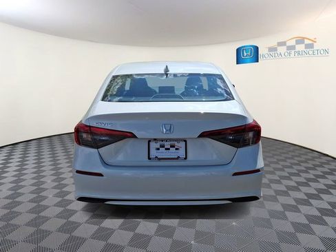 Used 2023 Honda Civic LX image 5