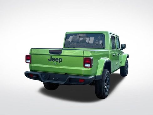 New 2025 Jeep Gladiator Sport image 3