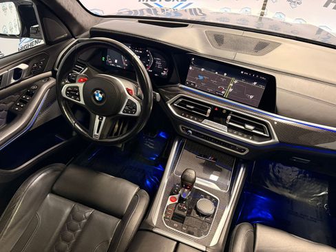 Used 2022 BMW X5 M Competition image 40