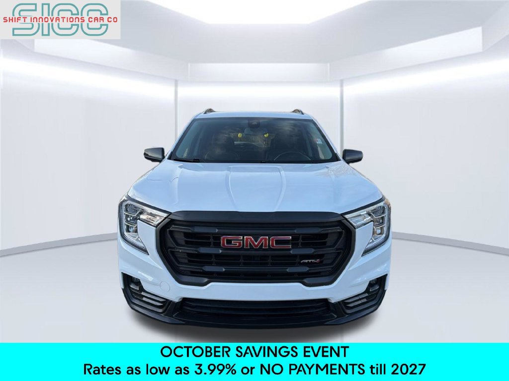 Used 2023 GMC Terrain AT4 AWD/4WD image 2