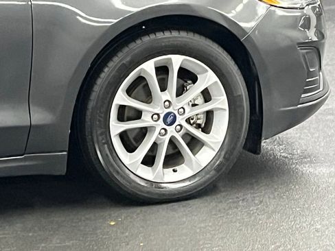 Used 2020 Ford Fusion SE FWD image 34