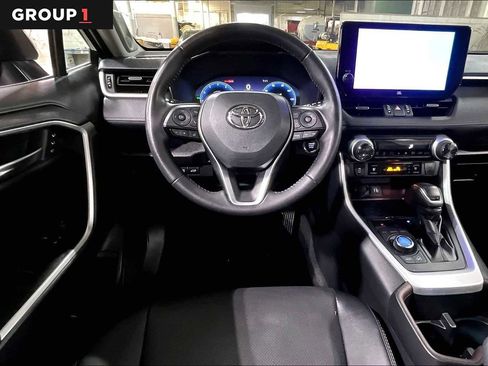 Used 2025 Toyota RAV4 Limited AWD/4WD image 5