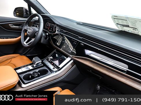 New 2025 Audi Q7 3.0T Prestige image 5