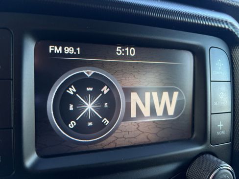 Used 2019 Jeep Wrangler Sport AWD/4WD image 24