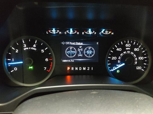 Used 2015 Ford F150 XLT w/ Equipment Group 302A Luxury image 23