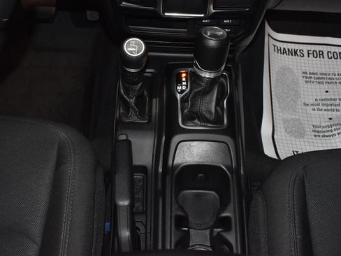 Used 2022 Jeep Wrangler Sport AWD/4WD image 27