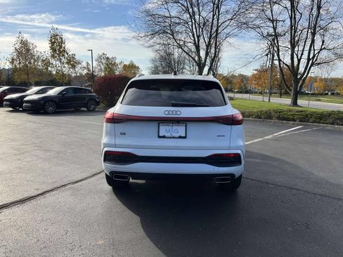 Used 2025 Audi Q5 Premium Plus w/ Premium Plus AWD/4WD image 6