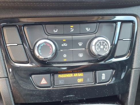 Used 2019 Buick Encore Preferred FWD image 11