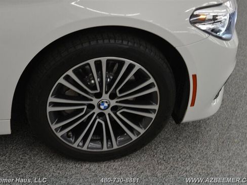 Used 2020 BMW 530e image 44