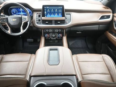 Used 2022 Chevrolet Tahoe High Country AWD/4WD image 23