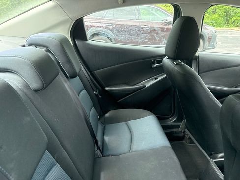 Used 2016 Scion iA FWD image 10