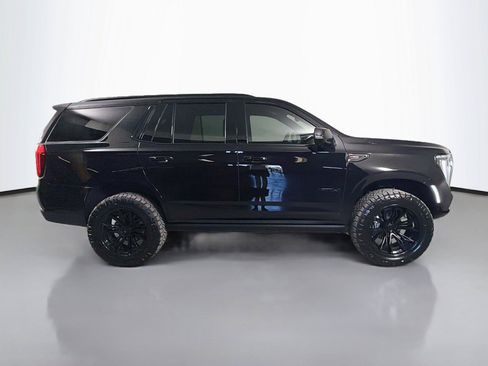 Used 2026 GMC Yukon AT4 Ultimate w/ LPO, Floor Liner Package AWD/4WD image 4