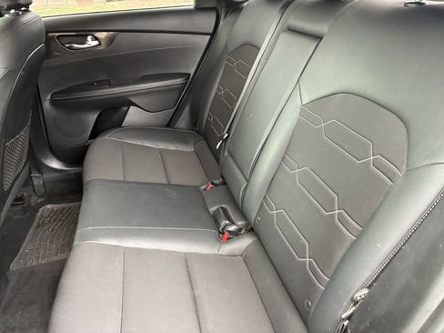 Used 2021 Kia Forte GT-Line image 11