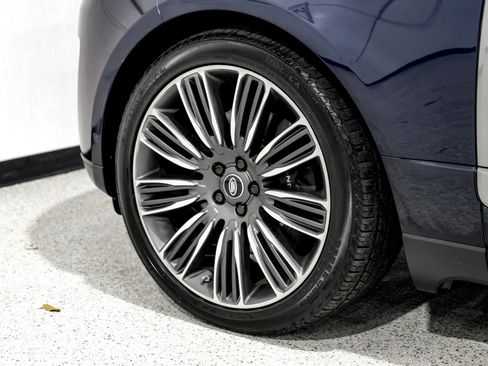 Used 2018 Land Rover Range Rover Long Wheelbase Supercharged image 55