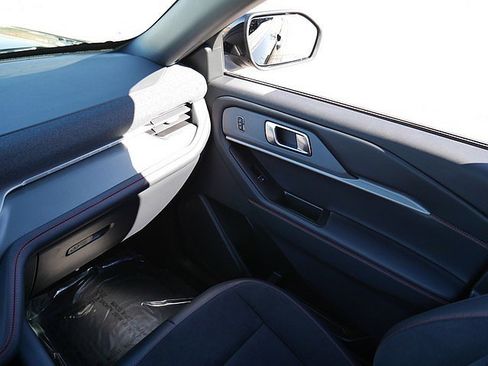 New 2025 Ford Explorer ST image 25