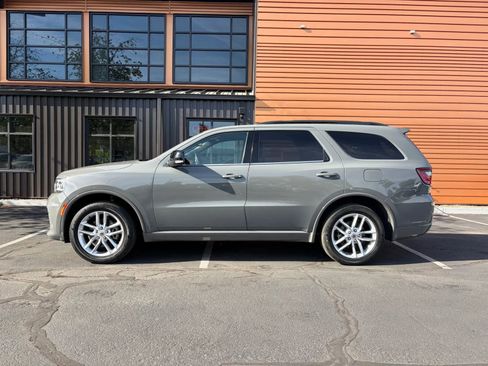 Used 2023 Dodge Durango GT AWD/4WD image 2
