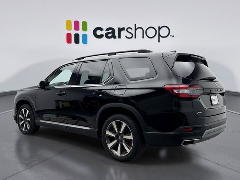 Used 2023 Honda Pilot Elite image 3