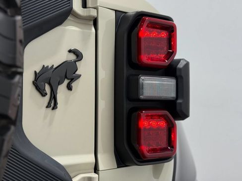 Used 2025 Ford Bronco Raptor AWD/4WD image 38