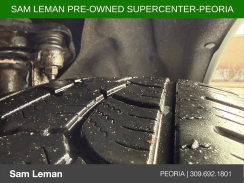 Used 2011 Dodge Durango Crew image 9